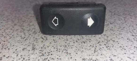 BMW 5 E34 Electric window control switch 112791379076