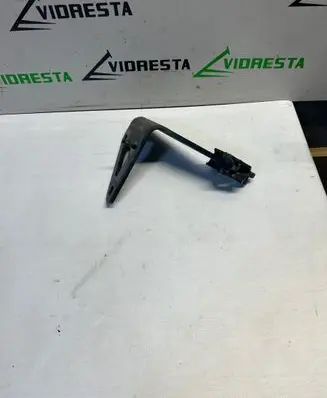 Opel Vivaro Sliding door lower roller guide/hinge 93451800
