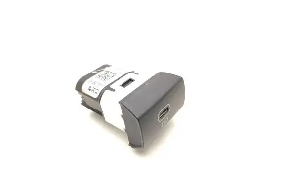 KIA Niro AUX in-socket connector 96125AT100