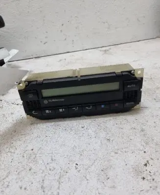 Volkswagen Golf IV Climate control unit 3B1907044B