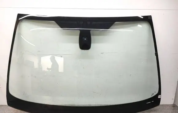 Ford Mondeo MK IV Front windscreen/windshield window 43R001585