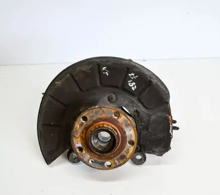 Seat Altea XL Front wheel hub