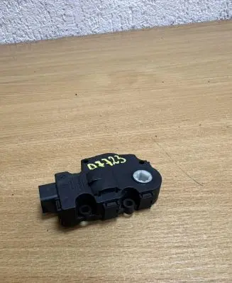 Land Rover Range Rover Sport L494 Intake manifold valve actuator/motor 410475520 D7723