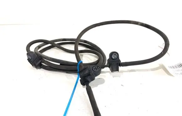 Mercedes-Benz E W212 Windshield washer spray nozzle 3T920