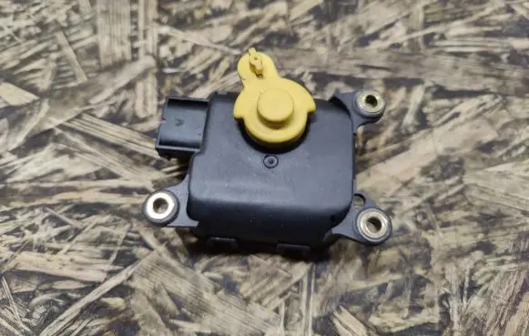 Porsche Boxster 986 Air flap motor/actuator 0132801122 8D2820511C