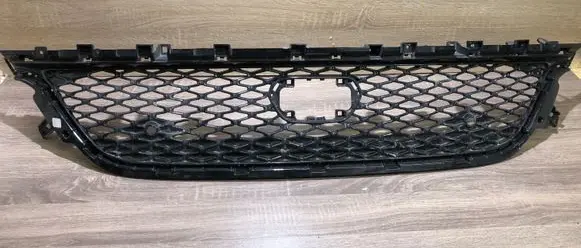 Chrysler Pacifica Front bumper lower grill 6WF66TRMAB