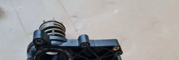 Audi A6 C7 Thermostat 06E121111