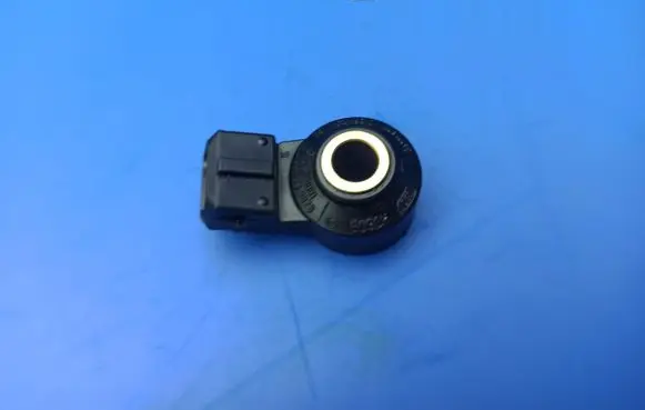 Detonation knock sensor