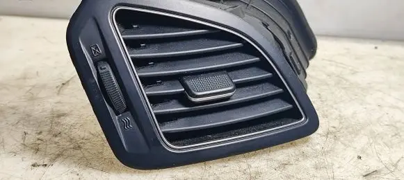 Hyundai ix35 Dashboard side air vent grill/cover trim 974902S0009P