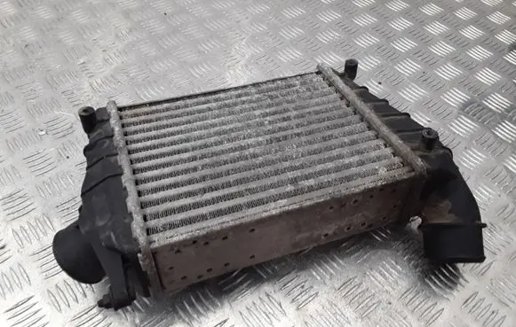 Alfa Romeo 156 Intercooler radiator 60619007 1547884