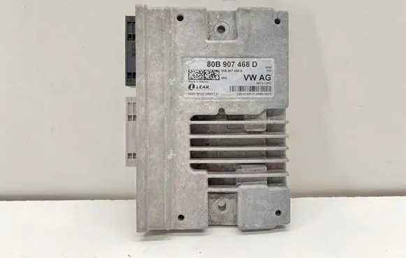 Audi A5 Gateway control module 80B907468