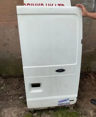 Rear door