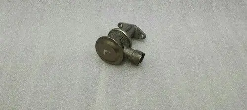 BMW 5 F10 F11 EGR valve 11727837097