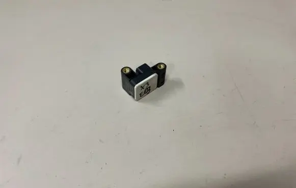 BMW X3 E83 Airbag deployment crash/impact sensor 6911003
