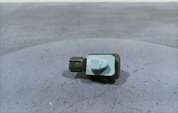 Lexus UX Sensor 8983A52011