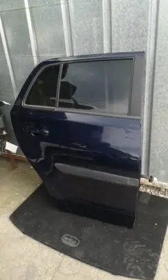 Toyota Urban Cruiser (XP110) Rear door