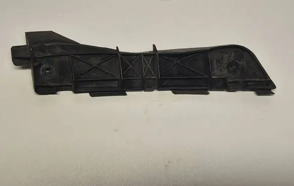 Toyota Avensis T250 Front bumper mounting bracket 5253505020