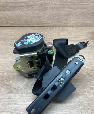 Mercedes-Benz E W211 Front seatbelt 561014601 A2118600088