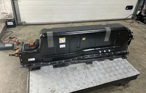 Volvo XC90 Hybrid / electric car battery 32336936 32336938