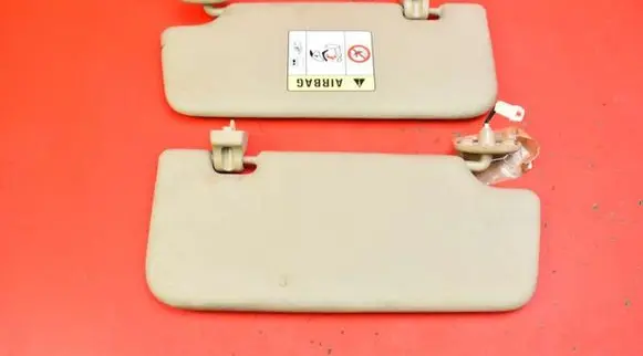 SsangYong Tivoli Sun visor