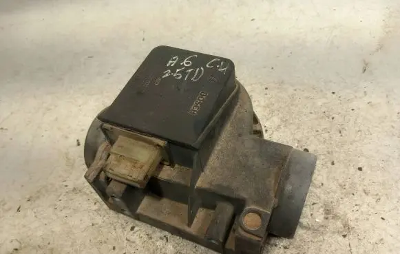 Audi A6 S6 C4 4A Mass air flow meter 4A0133471 0281002074