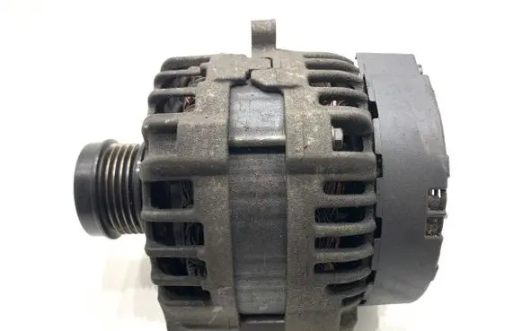 Mercedes-Benz A W176 Generator/alternator 