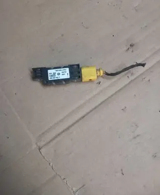 Audi A6 S6 C5 4B Airbag deployment crash/impact sensor 4B0959643C