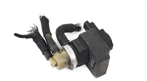 Peugeot 308 Turbo solenoid valve V759537280