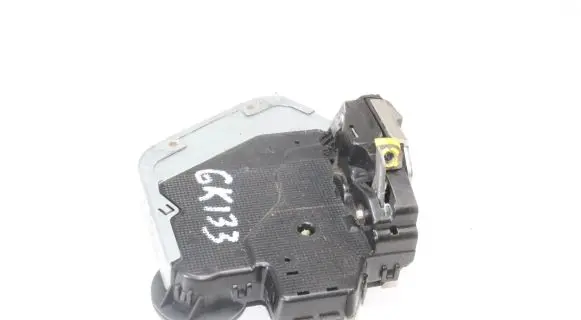 Honda CR-V Rear door lock