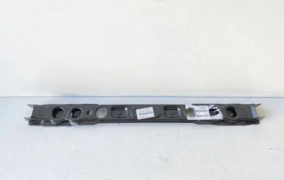 Toyota Prius+ (ZVW40) Bottom radiator support slam panel 5321812901