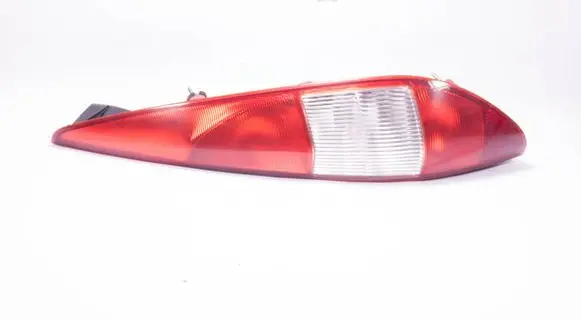 Ford Mondeo Mk III Rear/tail lights 1S7113404C 0374D