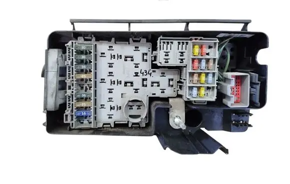Volvo V70 Fuse box set 30797010