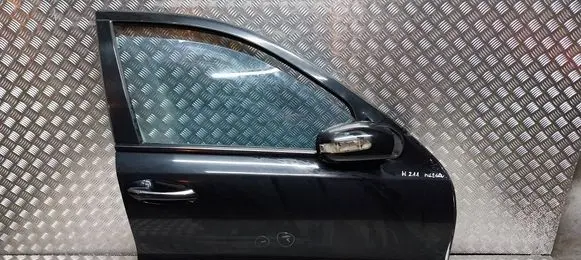 Mercedes-Benz E W211 Front door S26378609