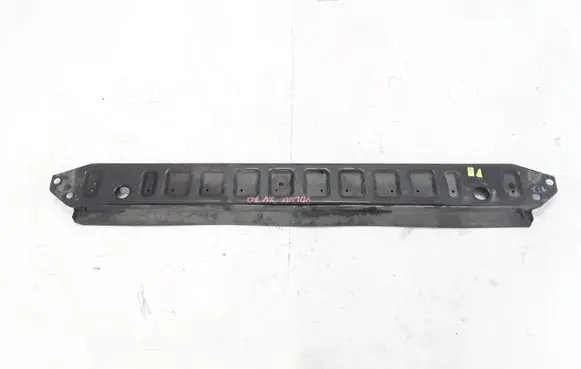 Volvo XC70 Radiator mount bracket