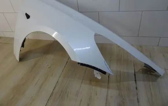 Tesla Model 3 Fender 109725200F