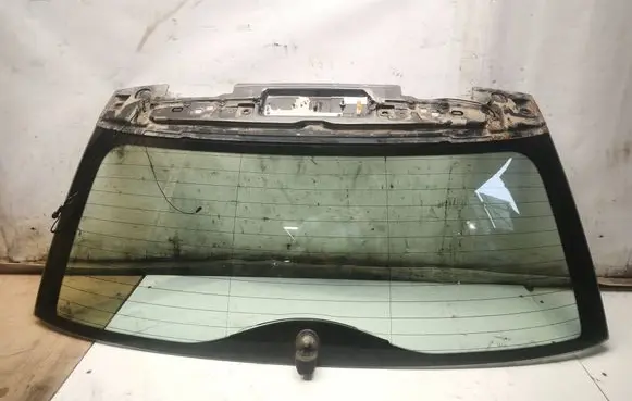 BMW 3 E46 Opening tailgate glass 