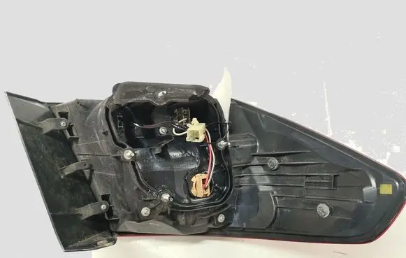 Subaru Legacy Rear/tail lights 22020068
