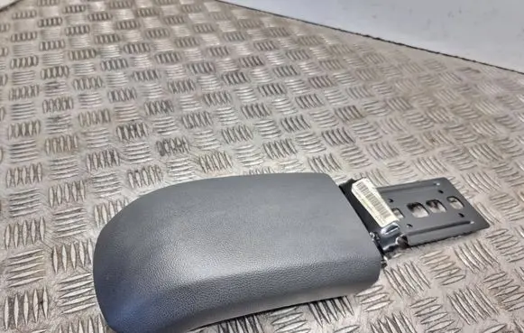 Ford Fiesta Armrest 1305766Xcb03 1305766X
