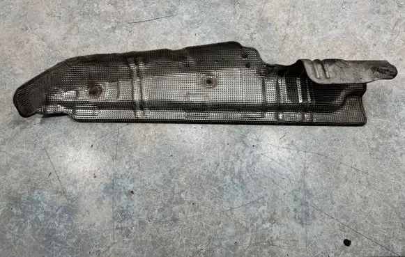 BMW X6 F16 Exhaust heat shield 8511809