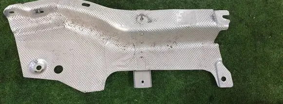 Ford Explorer VI Heat shield in engine bay L1MB-S113B89-AD