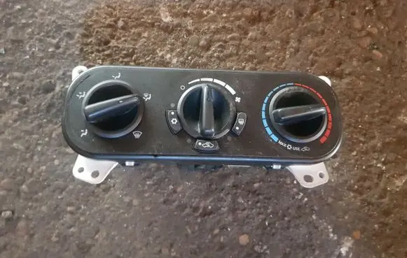 Dodge Caliber Climate control unit