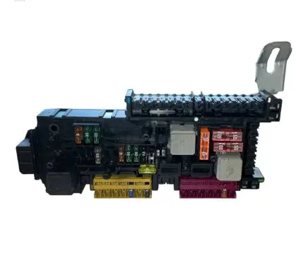 Mercedes-Benz C W204 SAM control unit 2049060205 5DK01102211 2049019702