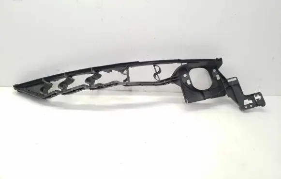 BMW X5M E70 Fender mounting bracket 7157990