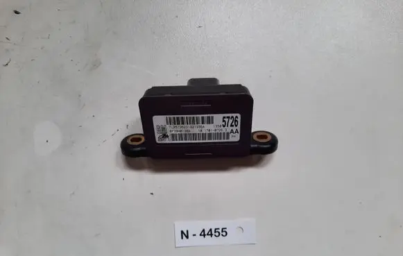 Opel Insignia A ESP acceleration yaw rate sensor 13505726