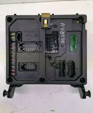 Volkswagen Sharan Fuse module S110730200H 962258R