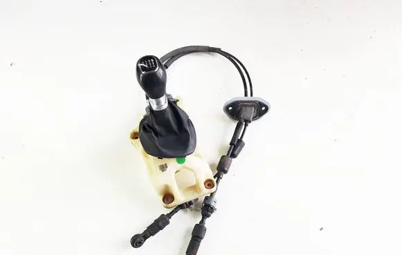 Hyundai Veloster Gear selector 20110516