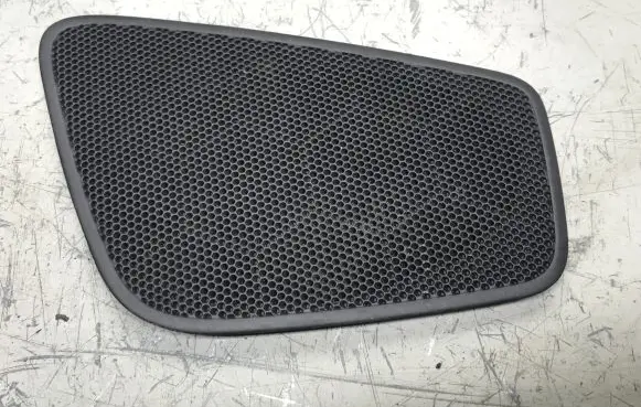Side speaker trim/cover