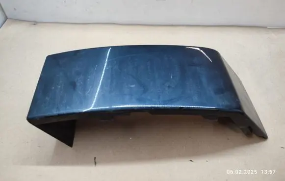 Volvo XC90 Rear/tail light trim molding 30698134
