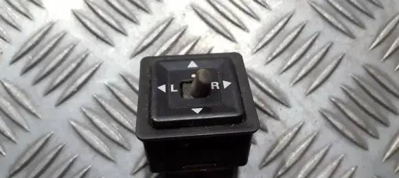 Mitsubishi Galant Wing mirror switch 2775