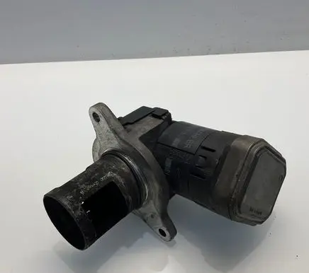 Mercedes-Benz E W211 EGR valve 00005320B1 102317